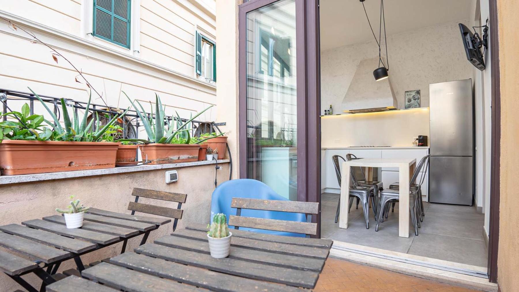 Cozy Nest With Terrace In Trastevere Roma Dış mekan fotoğraf